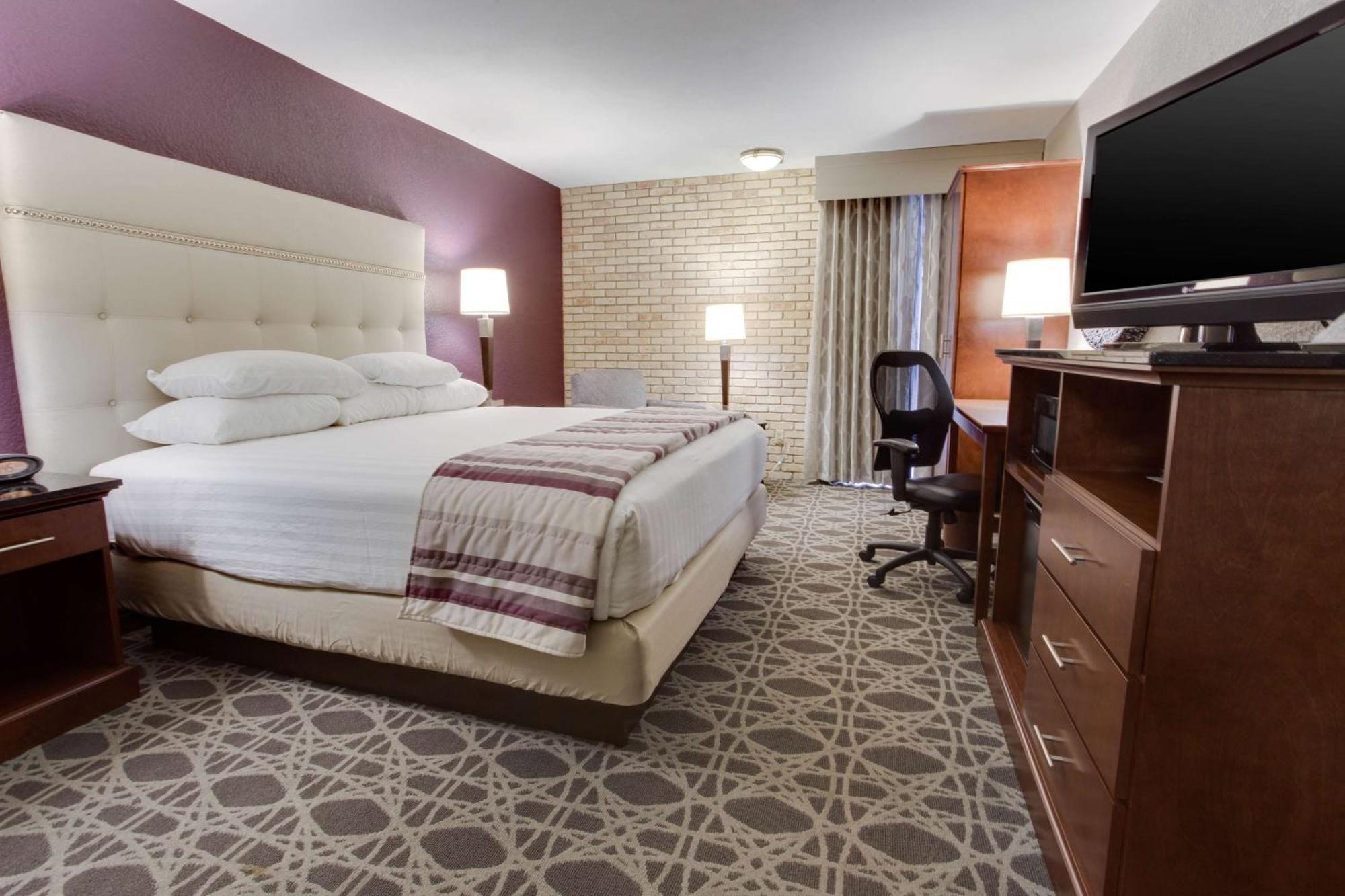 Drury Plaza Hotel San Antonio Airport Exterior foto