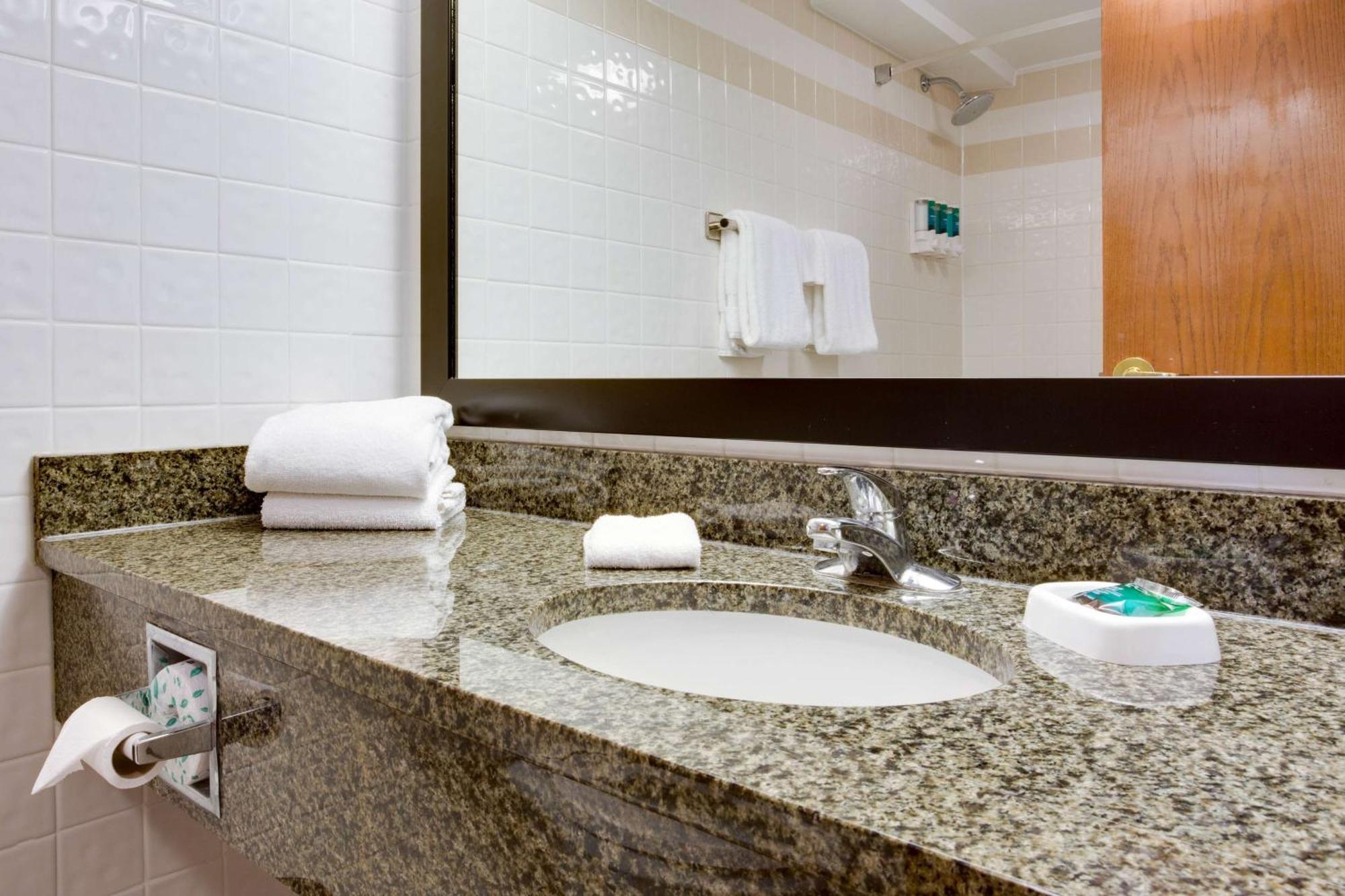 Drury Plaza Hotel San Antonio Airport Exterior foto