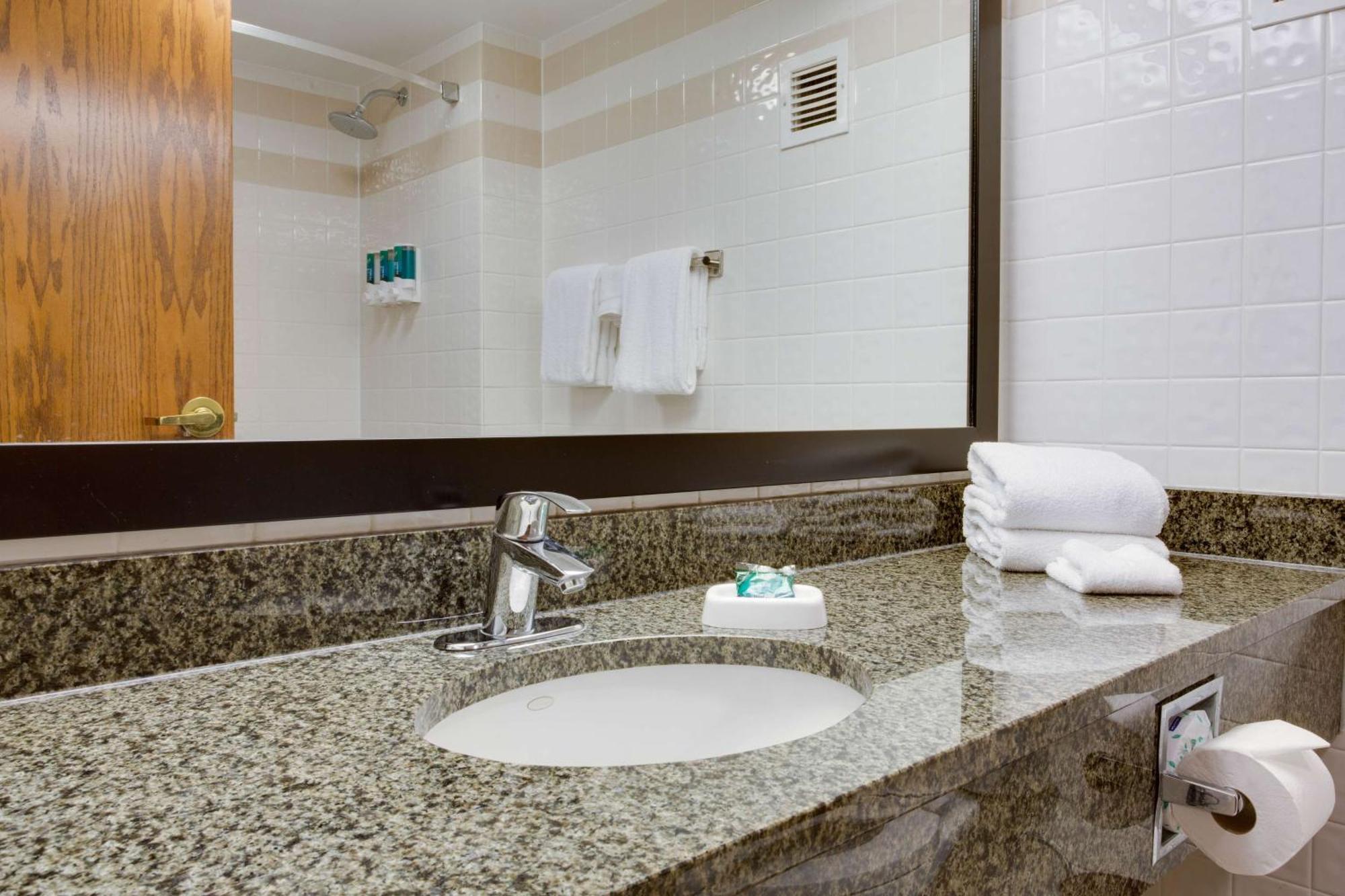 Drury Plaza Hotel San Antonio Airport Exterior foto