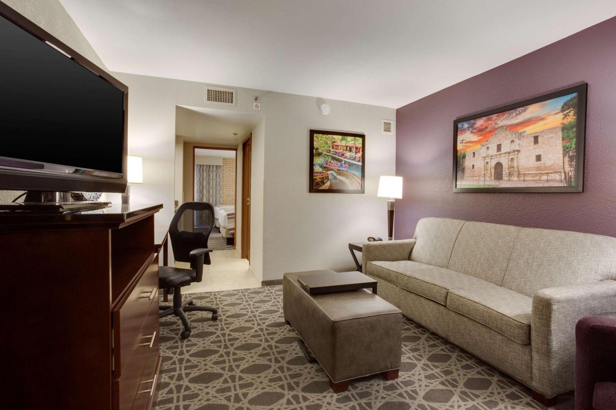 Drury Plaza Hotel San Antonio Airport Exterior foto